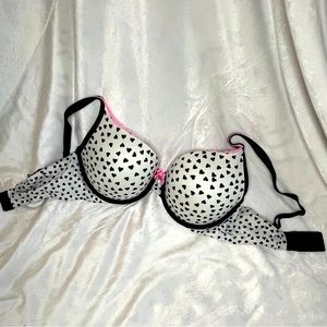 VICTORIA’S SECRET SEXY PUSH-UP BRA white, black, pink heart pattern Size 32DD